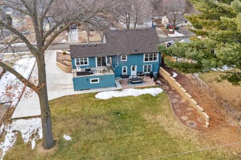 1108 Quebec Avenue N Golden Valley MN 55427