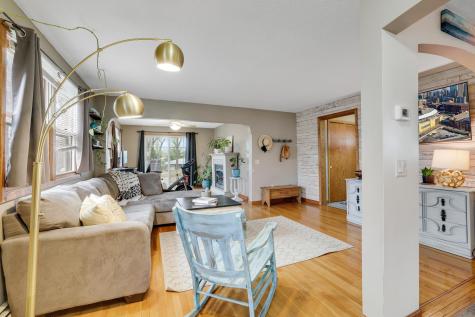635 Harmony Lane SW Hutchinson MN 55350