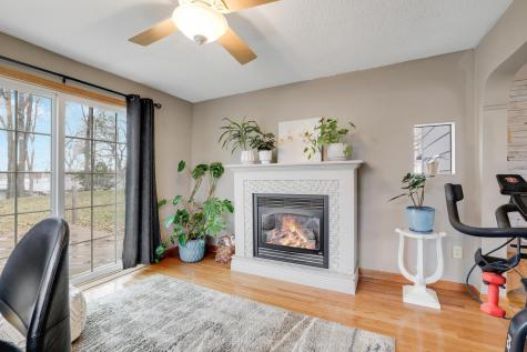 635 Harmony Lane SW Hutchinson MN 55350