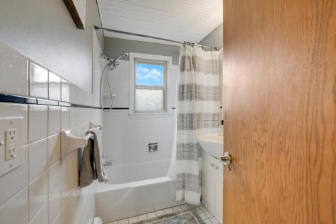 635 Harmony Lane SW Hutchinson MN 55350