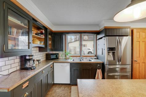 635 Harmony Lane SW Hutchinson MN 55350