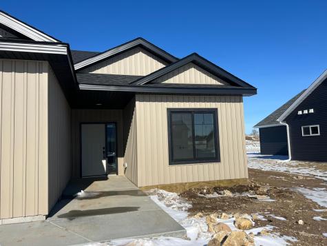 2306 Elk Run Drive SE Pine Island MN 55963