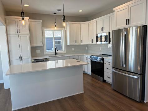 2306 Elk Run Drive SE Pine Island MN 55963