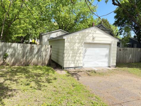 1002 Burgess Street Saint Paul MN 55103