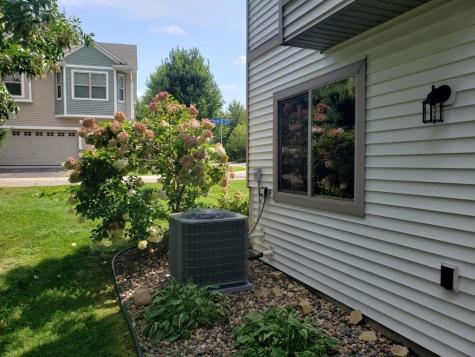 3104 Frontier Drive Woodbury MN 55129