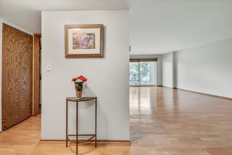 210 W Grant Street Minneapolis MN 55403