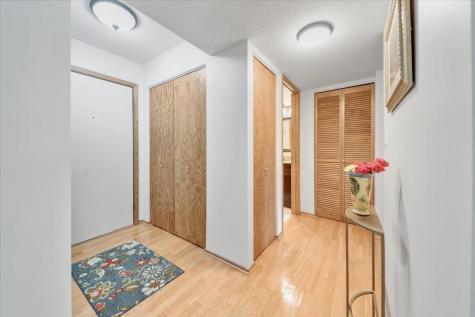 210 W Grant Street Minneapolis MN 55403