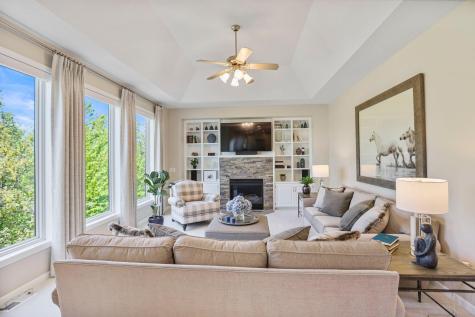 8587 Summit Oaks Savage MN 55378