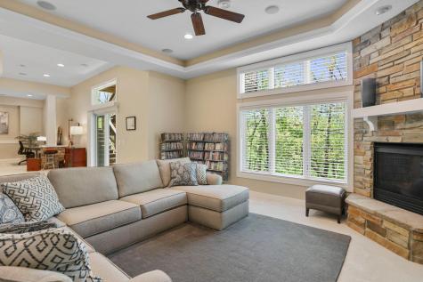 8587 Summit Oaks Savage MN 55378