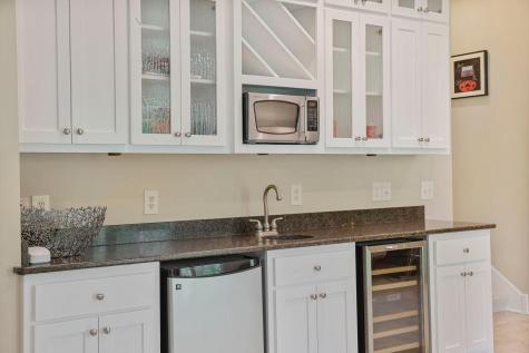 8587 Summit Oaks Savage MN 55378