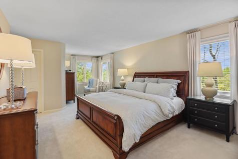 8587 Summit Oaks Savage MN 55378