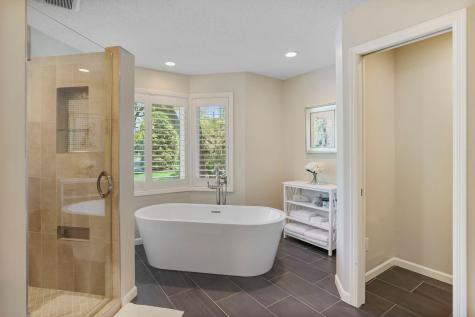 8587 Summit Oaks Savage MN 55378