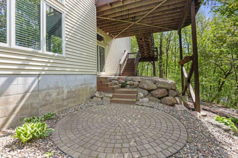 8587 Summit Oaks Savage MN 55378