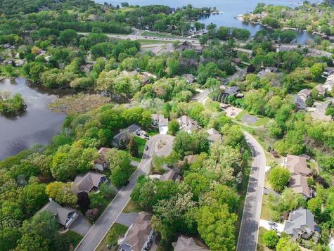 8587 Summit Oaks Savage MN 55378