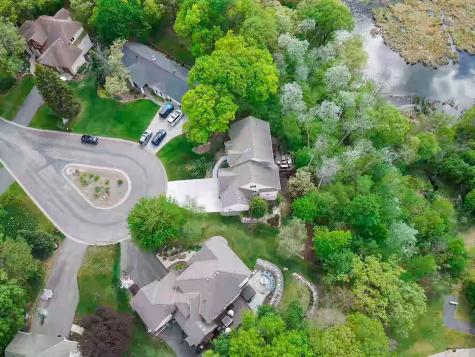 8587 Summit Oaks Savage MN 55378