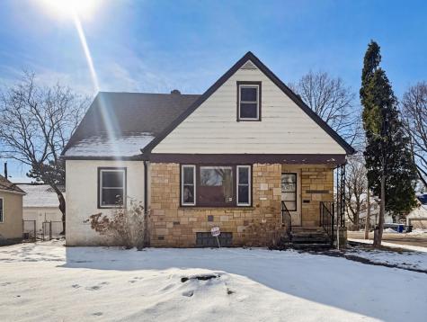 742 Nebraska Avenue E Saint Paul MN 55106