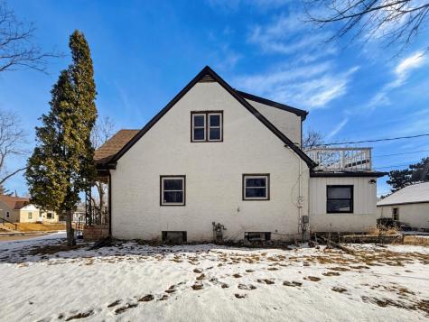 742 Nebraska Avenue E Saint Paul MN 55106