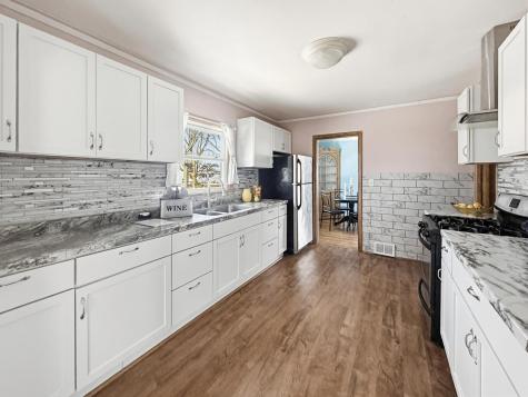 742 Nebraska Avenue E Saint Paul MN 55106