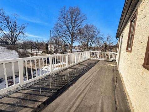 742 Nebraska Avenue E Saint Paul MN 55106