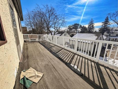 742 Nebraska Avenue E Saint Paul MN 55106