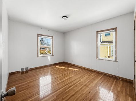 742 Nebraska Avenue E Saint Paul MN 55106