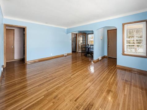 742 Nebraska Avenue E Saint Paul MN 55106