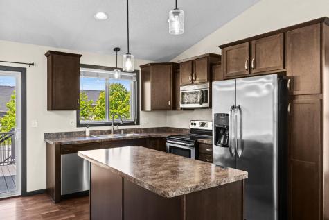 9420 Toledo Lane N Brooklyn Park MN 55443
