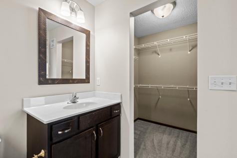 9420 Toledo Lane N Brooklyn Park MN 55443