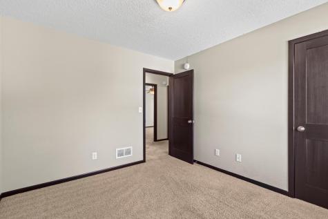9420 Toledo Lane N Brooklyn Park MN 55443