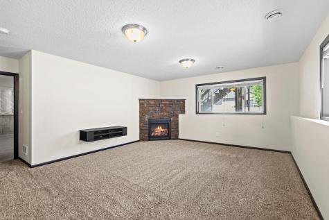 9420 Toledo Lane N Brooklyn Park MN 55443