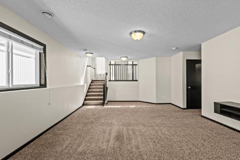 9420 Toledo Lane N Brooklyn Park MN 55443