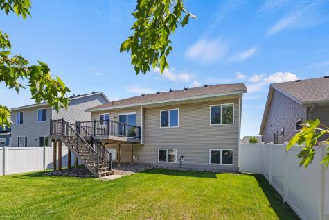 9420 Toledo Lane N Brooklyn Park MN 55443
