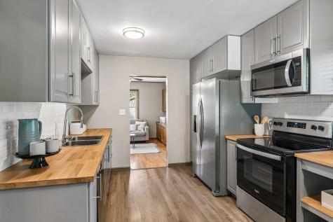 1901 Malvern Street Roseville MN 55113