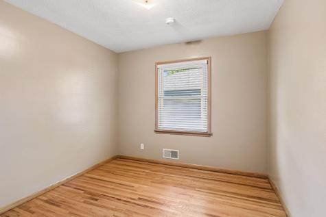 1901 Malvern Street Roseville MN 55113