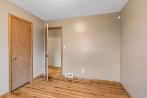 1901 Malvern Street Roseville MN 55113