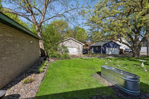 1901 Malvern Street Roseville MN 55113
