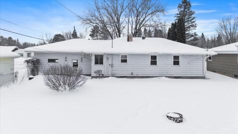 710 Maple Drive Aurora MN 55705
