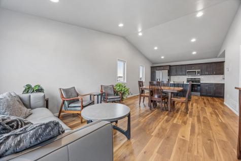 2520 37th Avenue S Moorhead MN 56560