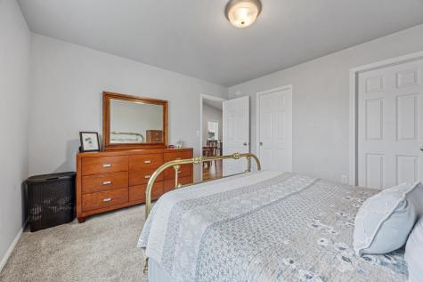 2520 37th Avenue S Moorhead MN 56560