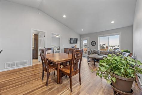 2520 37th Avenue S Moorhead MN 56560