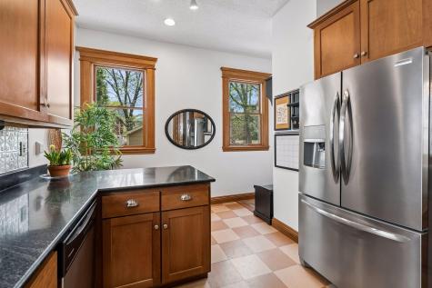 2717 Emerson Avenue S Minneapolis MN 55408