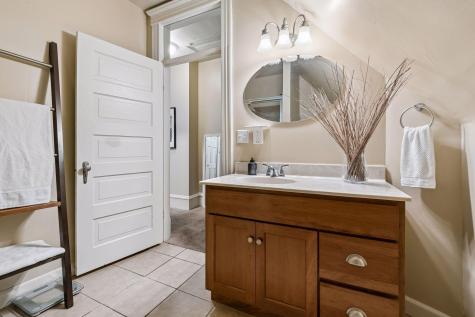 2717 Emerson Avenue S Minneapolis MN 55408
