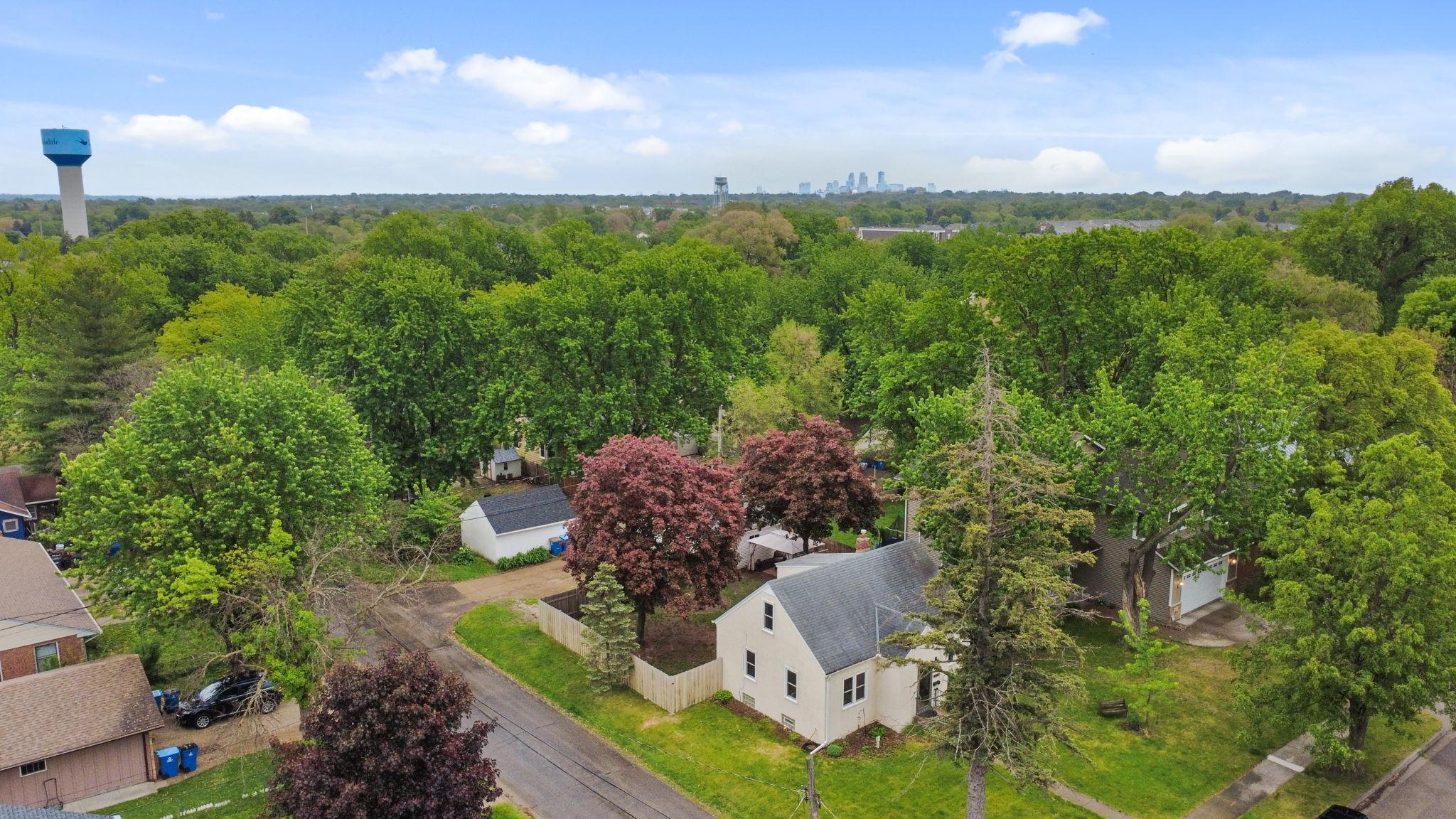 4366 Vera Cruz Avenue N Robbinsdale MN 55422