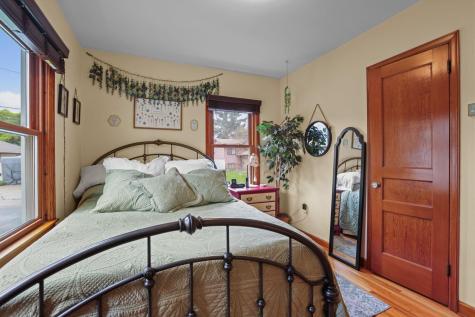 4366 Vera Cruz Avenue N Robbinsdale MN 55422