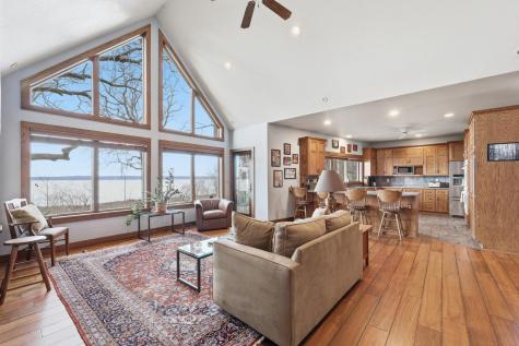 633 N Shore Drive Detroit Lakes MN 56501