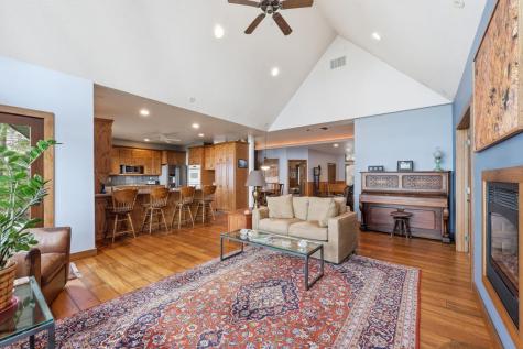 633 N Shore Drive Detroit Lakes MN 56501