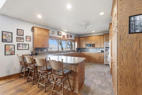 633 N Shore Drive Detroit Lakes MN 56501