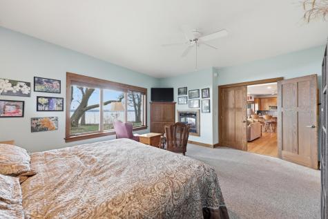 633 N Shore Drive Detroit Lakes MN 56501