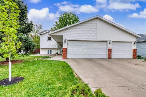 1109 4th Avenue E West Fargo ND 58078
