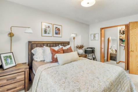 1109 4th Avenue E West Fargo ND 58078